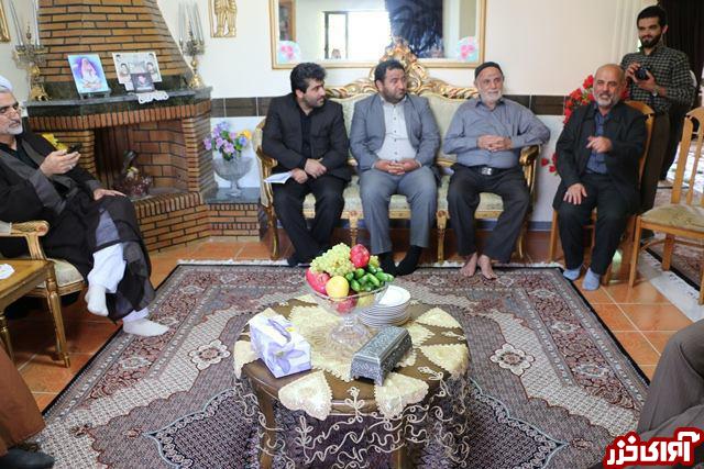دیدار فرمانداران نکا و میاندرود با خانواده شهید باقری+عکس