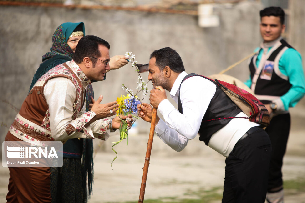 تصاویر: نوروز خوانی؛ سنت کهن مردم مازندران