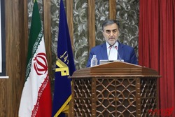 خدمات ساحلی در شأن مردم ایران باشد