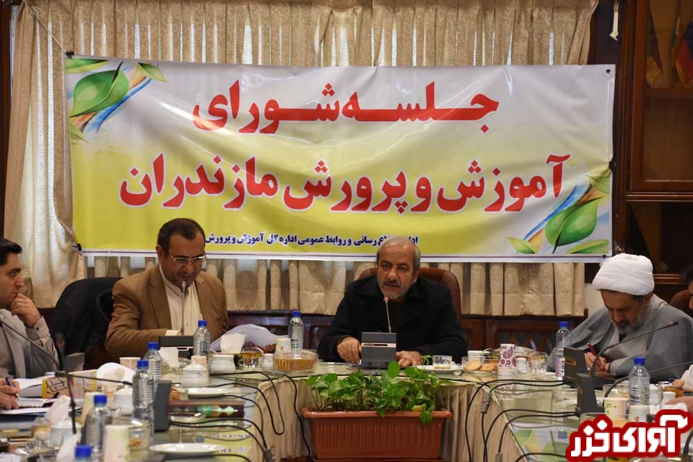 آموزش باید براساس نیاز روز باشد/ رشتههای کاربردی بیشتر مورد توجه قرار بگیرند آموزش باید براساس نیاز روز باشد/ رشتههای کاربردی بیشتر مورد توجه قرار بگیرند