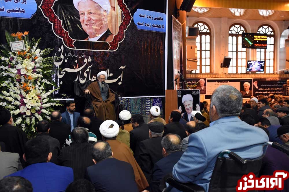 «آیتالله هاشمی» یک دیندار روشنفکر بود «آیتالله هاشمی» یک دیندار روشنفکر بود