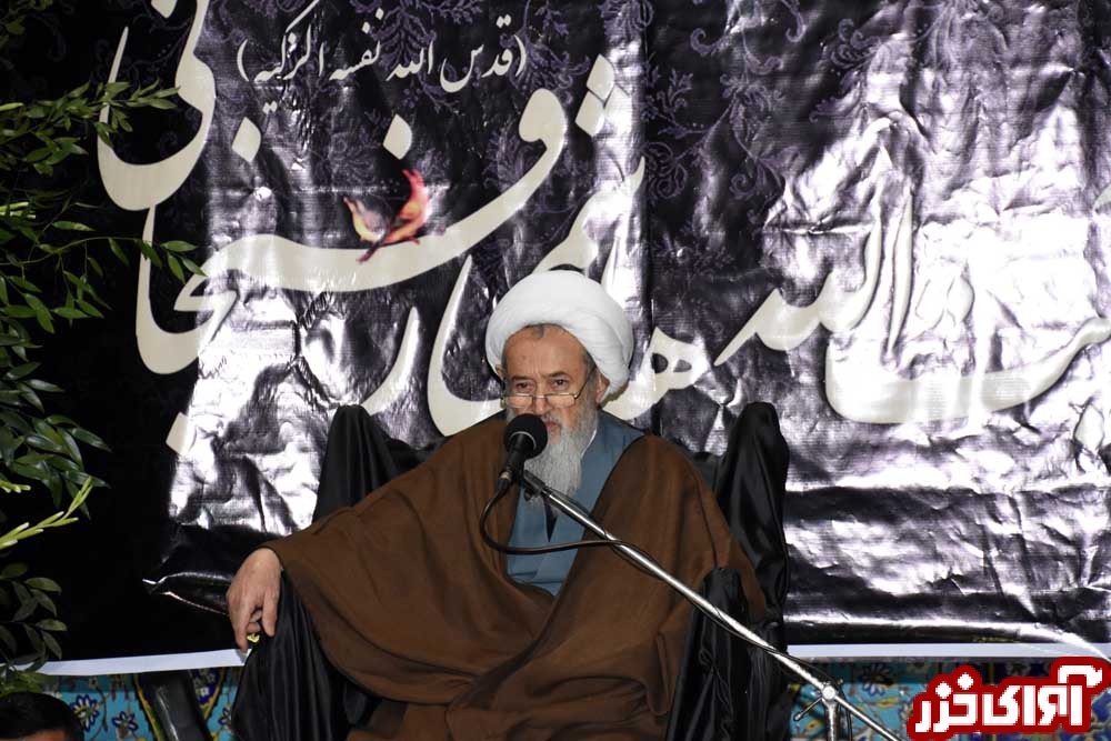 «آیتالله هاشمی» یک دیندار روشنفکر بود «آیتالله هاشمی» یک دیندار روشنفکر بود