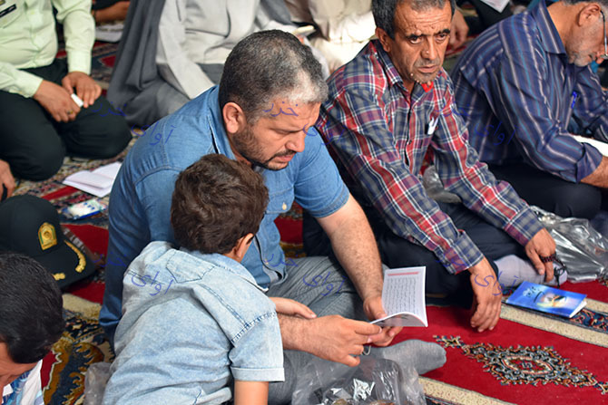 طنین زیبای دعای عرفه و حضور مهمانی از جنس آلاله‎ها در مصلای ساری