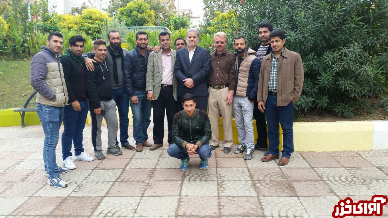 دیدار کارگران اخراج‌شده با مدیرعامل سابق شرکت فولاد امیرآباد