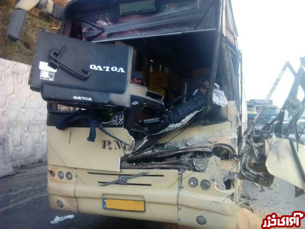 برخورد اتوبوس و کامیون در محور سوادکوه 12 مصدوم برجای گذاشت