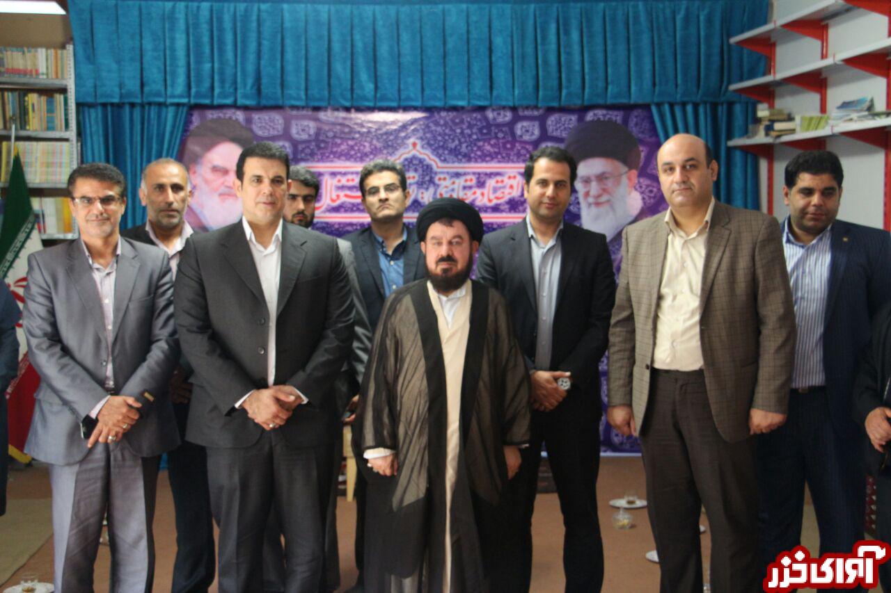 مدیر و کارکنان گمرک امیرآباد با امام جمعه بهشهر دیدار کردند