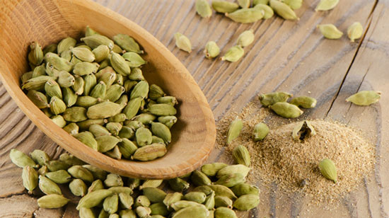 راهنمای استفاده از ادویه در غذا راهنمای استفاده از ادویه در غذا