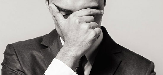 ۱۰ نشانه برای اینکه شما زیادی عذرخواهی میکنید! ۱۰ نشانه برای اینکه شما زیادی عذرخواهی میکنید!
