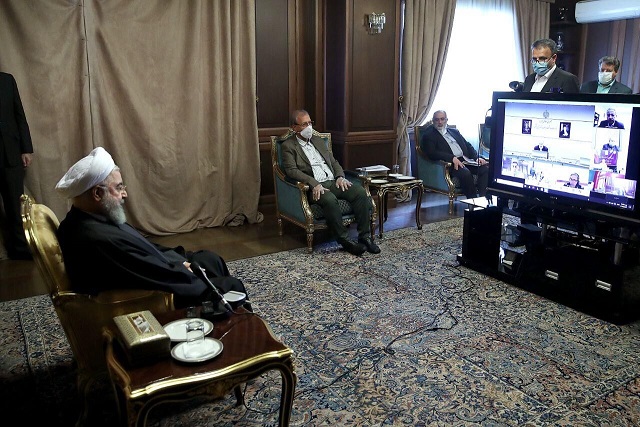 مخالفت روحانی با جریمه مسافران بیمار/ کنترل تردد در ۱۱ استان مخالفت روحانی با جریمه مسافران بیمار/ کنترل تردد در ۱۱ استان