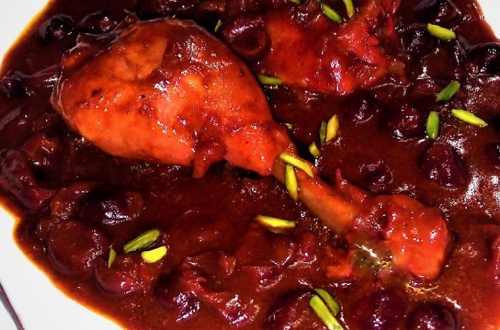 خورش مرغ با سس آلبالو خورش مرغ با سس آلبالو