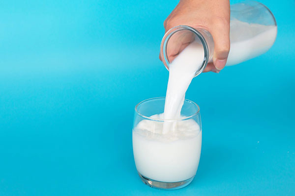 روش های خانگی تشخیص شیرهای آلوده