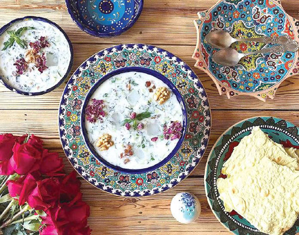 طرز تهیه آبدوغ خیار را در گرمای تابستان از دست ندهید طرز تهیه آبدوغ خیار را در گرمای تابستان از دست ندهید