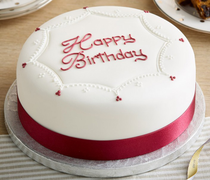 ۵ روش برای طرز تهیه کیک تولد خامه ای+عکس کیک تولد
