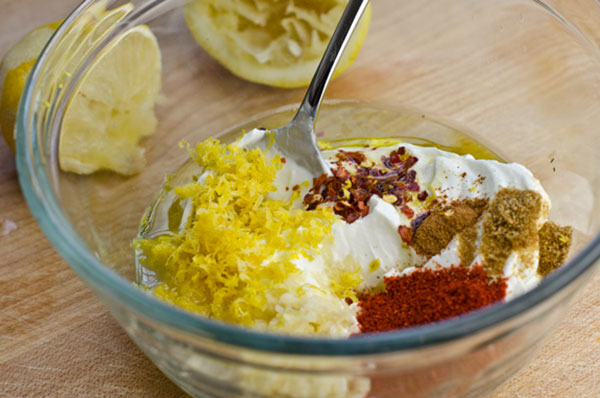 جوجه کباب با سسی عالی و طعم و رنگی بی نظیر جوجه کباب با سسی عالی و طعم و رنگی بی نظیر