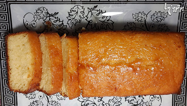 کیک ماست لیمویی؛ عصرانه‌ای لطیف با عطر و طعم لیمو