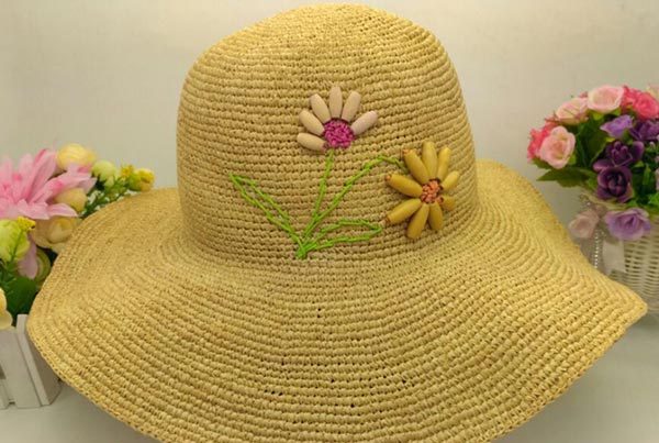 مجموعه تصاویر کلاه آفتابی دخترانه + نکات بسیار مهم برای انتخاب کلاه کلاه حصیری لبه بلند گلدوزی شده