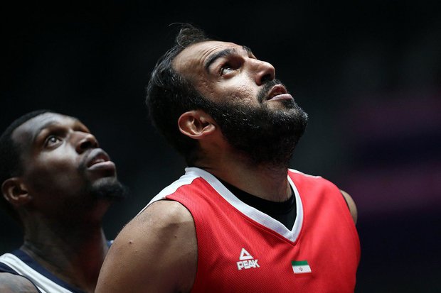 حامد حدادی به تیم ملی بسکتبال باز می‎گردد/ او را متقاعد کردیم