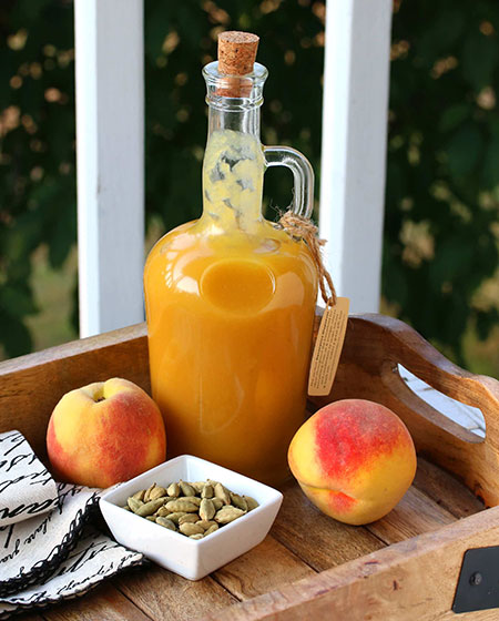 سس هلو عسلی و هل؛ سسی خوشمزه و چند منظوره سس هلو عسلی و هل؛ سسی خوشمزه و چند منظوره