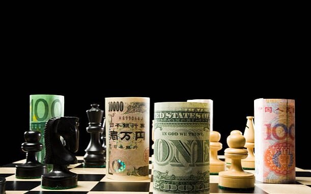 خروج دلالان از بازار ارز