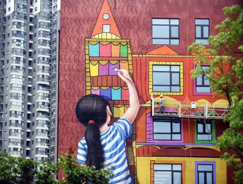 نقاشی دیواری در نانجینگ چین/ گتی ایمجز