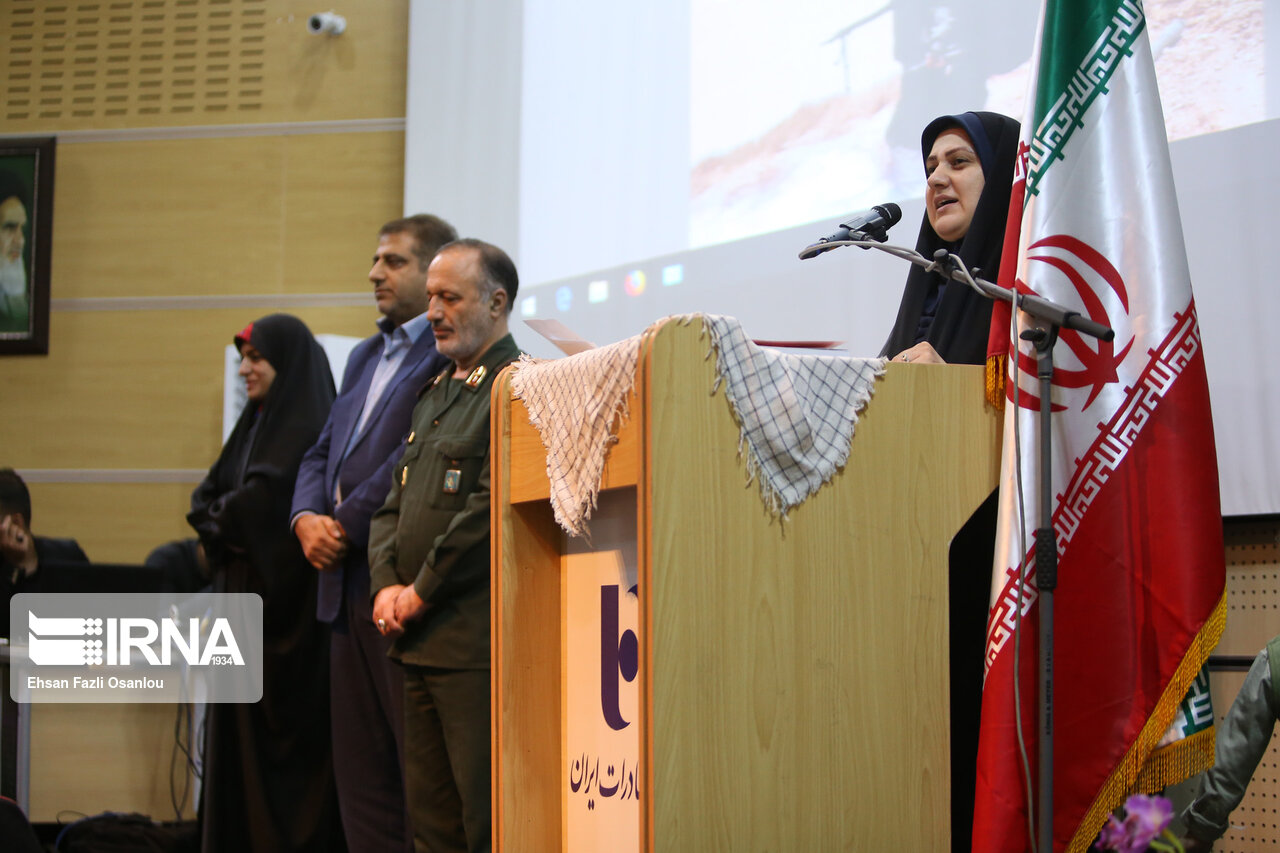 زنان پیشکسوت و همسران سرداران شهید مازندران تجلیل شدند زنان پیشکسوت و همسران سرداران شهید مازندران تجلیل شدند