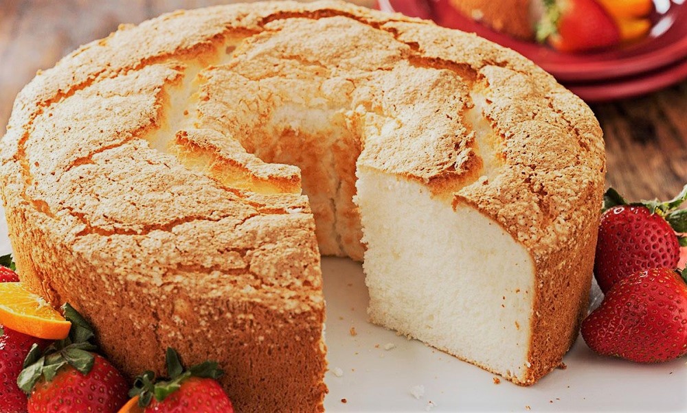 طرز تهیه کیک ساده وانیلی اسفنجی با پف زیاد برای 8 نفر؛ راز کیک نرم و پف و بدون گنبدی شدن