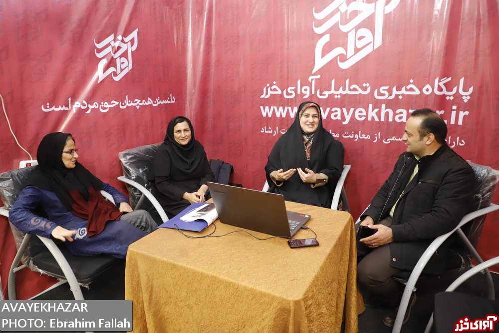 بازدید مدیرکل بانوان مازندران از نمایشگاه کتاب و رسانههای استان + تصاویر بازدید مدیرکل بانوان مازندران از نمایشگاه کتاب و رسانههای استان + تصاویر