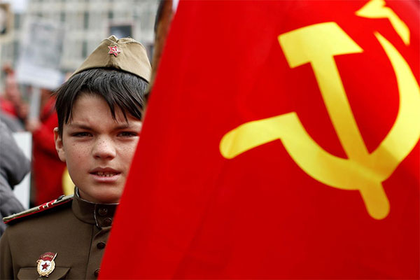 کمونیسم تفاوت سوسیالیسم و کمونیسم