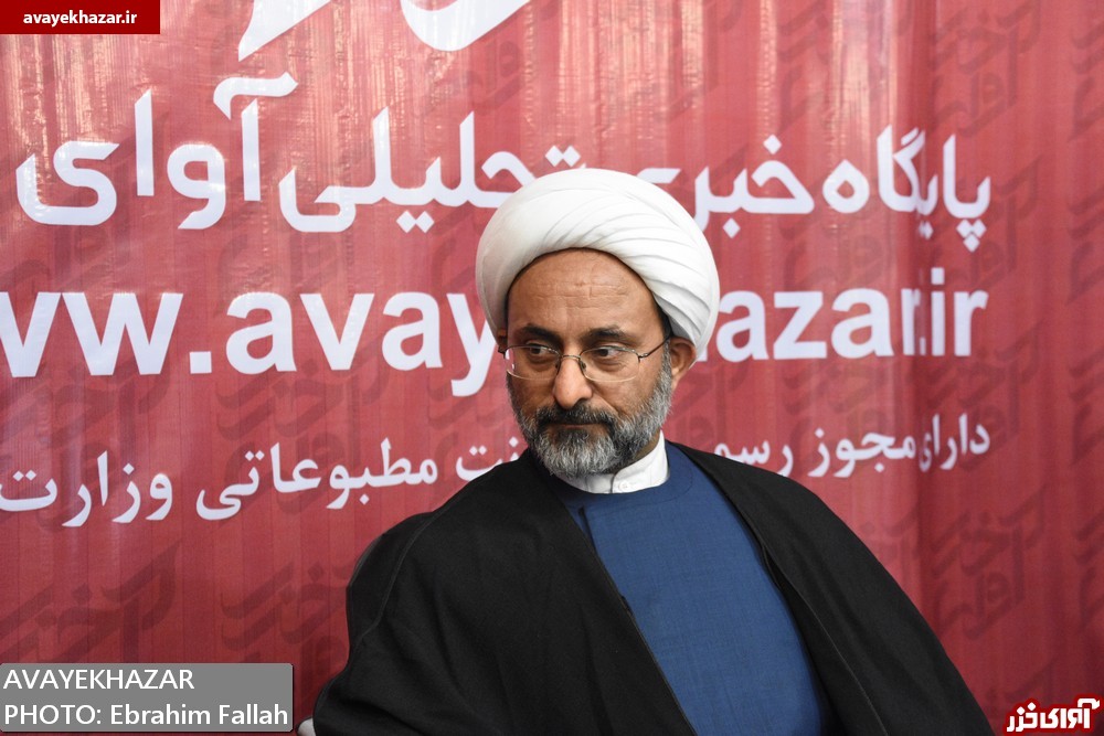 سردار نانواکناری: ما را دور زدند، استیضاح لاریجانی شاید وقتی دیگر/ فعال رسانهای: مجلس در رأس امور نیست/فعال سیاسی: گرانی بنزین به نام نظام نوشته شد/ سردار بابایی: گرانی بنزین درسی برای مسئولان/ شاعری و دامادی: تاثیر گرانی بنزین بر سایر کالاها سردار نانواکناری: ما را دور زدند، استیضاح لاریجانی شاید وقتی دیگر/ فعال رسانهای: مجلس در رأس امور نیست/فعال سیاسی: گرانی بنزین به نام نظام نوشته شد/ سردار بابایی: گرانی بنزین درسی برای مسئولان/ شاعری و دامادی: تاثیر گرانی بنزین بر سایر کالاها