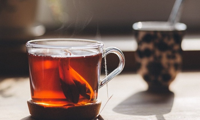 9 دلیل برای پرهیز از مصرف بیش از حد چای 9 دلیل برای پرهیز از مصرف بیش از حد چای