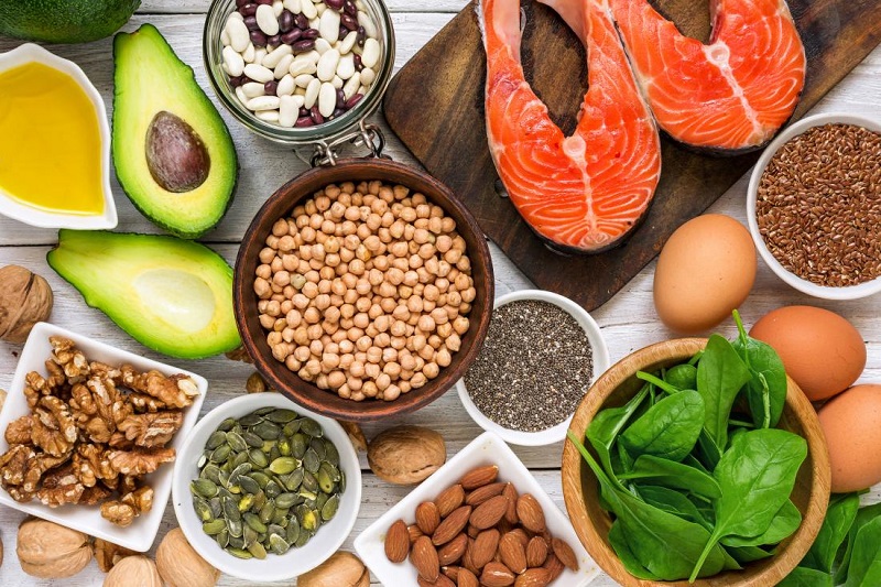 برای درمان استرس چه بخوریم؟ 8 ویتامین که کمبود آنها باعث ایجاد استرس میشود