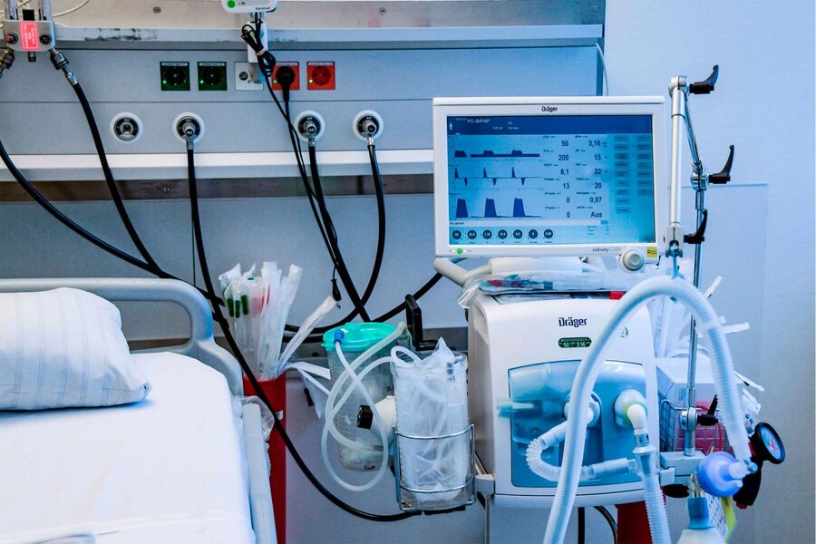 تولید انبوه تست‌های سرولوژیک تشخیص کرونا از هفته آینده/ ساخت ماهانه ۹۰۰ دستگاه ونتیلاتور برای تنفس بیماران کرونایی