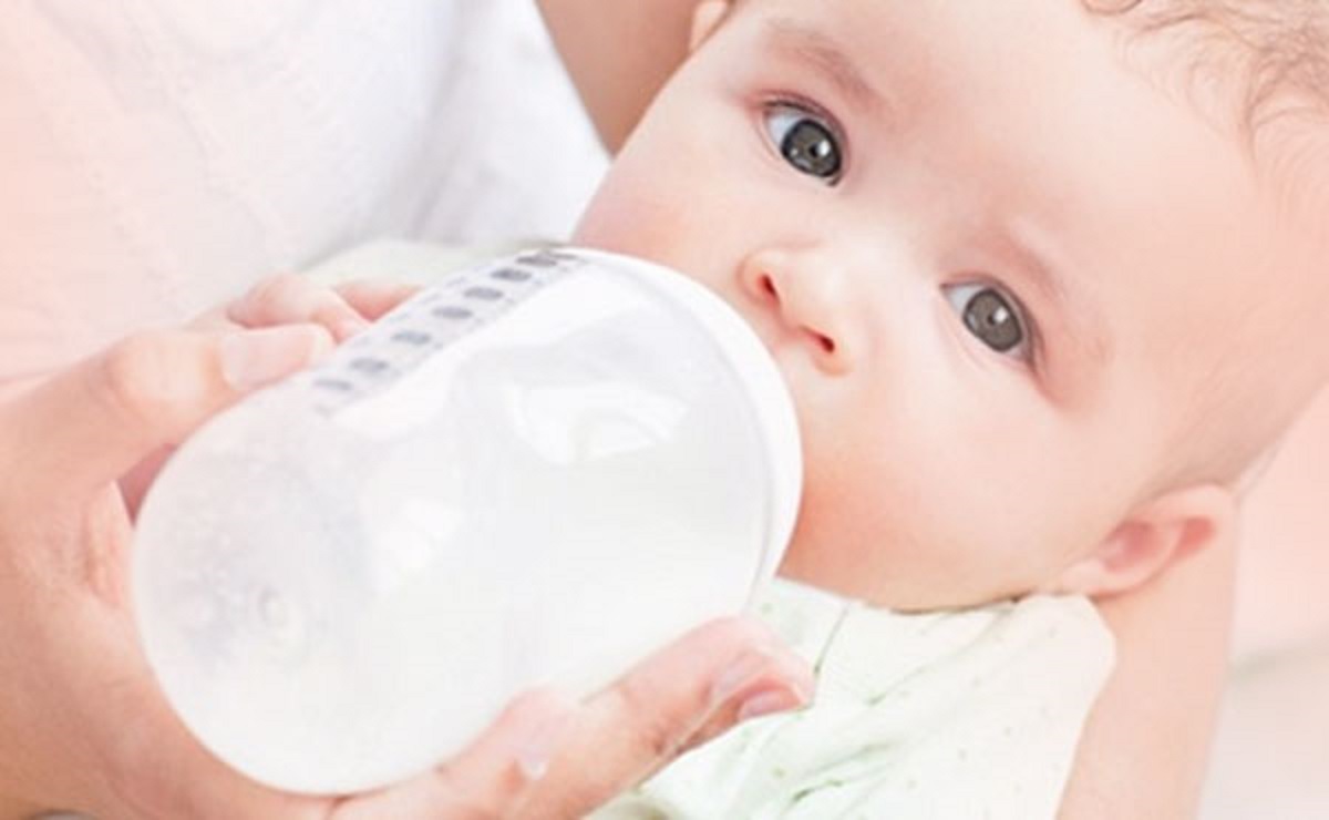 آیا ویروس کرونا با شیردهی به نوزاد منتقل می‌شود؟