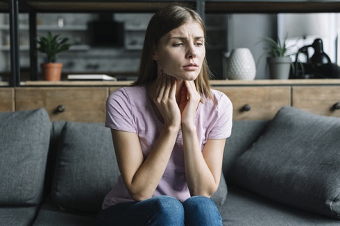 پیشگیری از کم کاری و پرکاری تیروئید با این 4 روش تیروئید