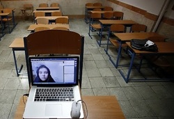 کرونا و دوری ناخواسته بین معلم و شاگرد/ آموزگاران الزامات تدریس در فضای مجازی را بیاموزند