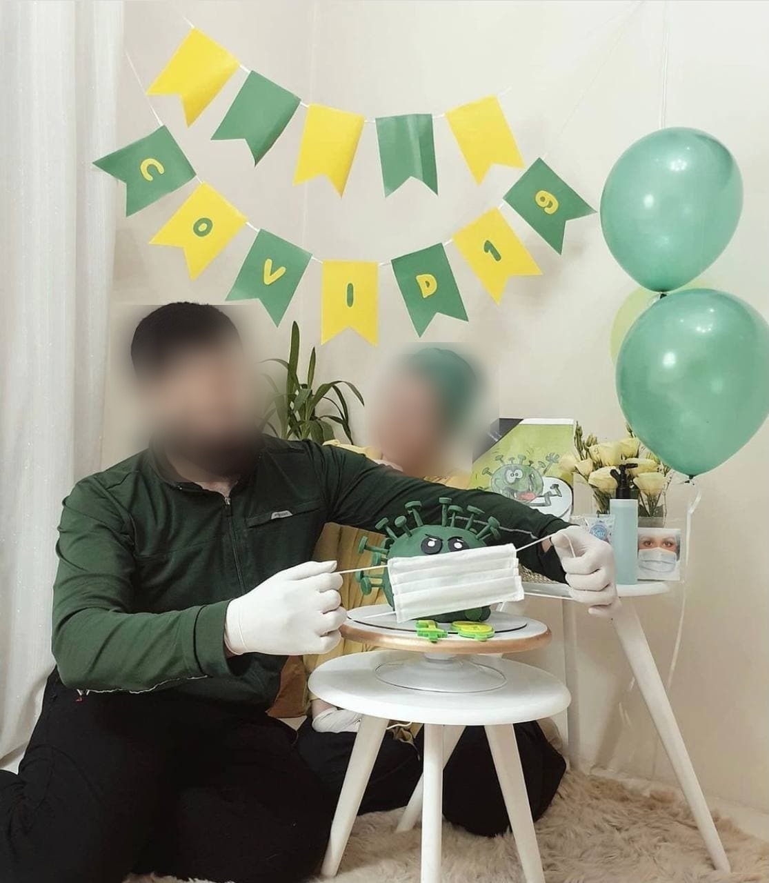 سایه سنگین «جشن کرونا» بر زندگی های لاکچری/ کیک کرونا خوردن دارد؟ سایه سنگین «جشن کرونا» بر زندگی های لاکچری/ کیک کرونا خوردن دارد؟