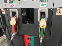 عرضه و مصرف بنزین سوپر کاهش یافت