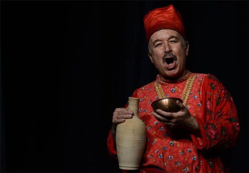 گفت وگو با جواد انصافی معروفترین حاجی فیروز/ عیدی که او به همه فامیل قول داد