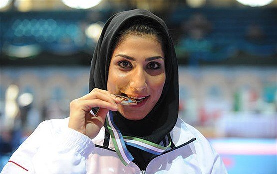 دختران المپیکی وارد میشوند