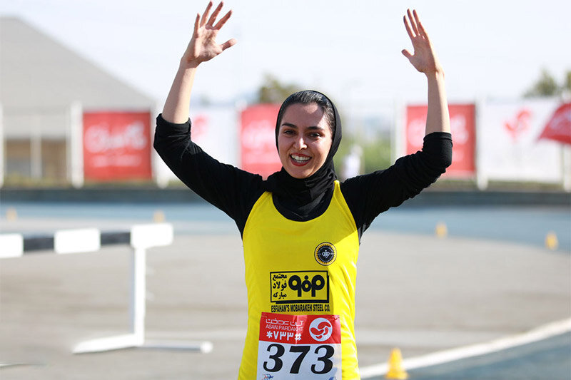 دختران المپیکی وارد میشوند