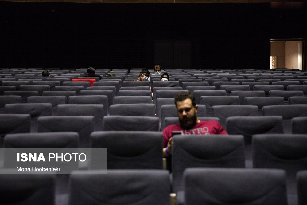 تصاویر: بازگشایی سینماها پس از چندماه تعطیلی