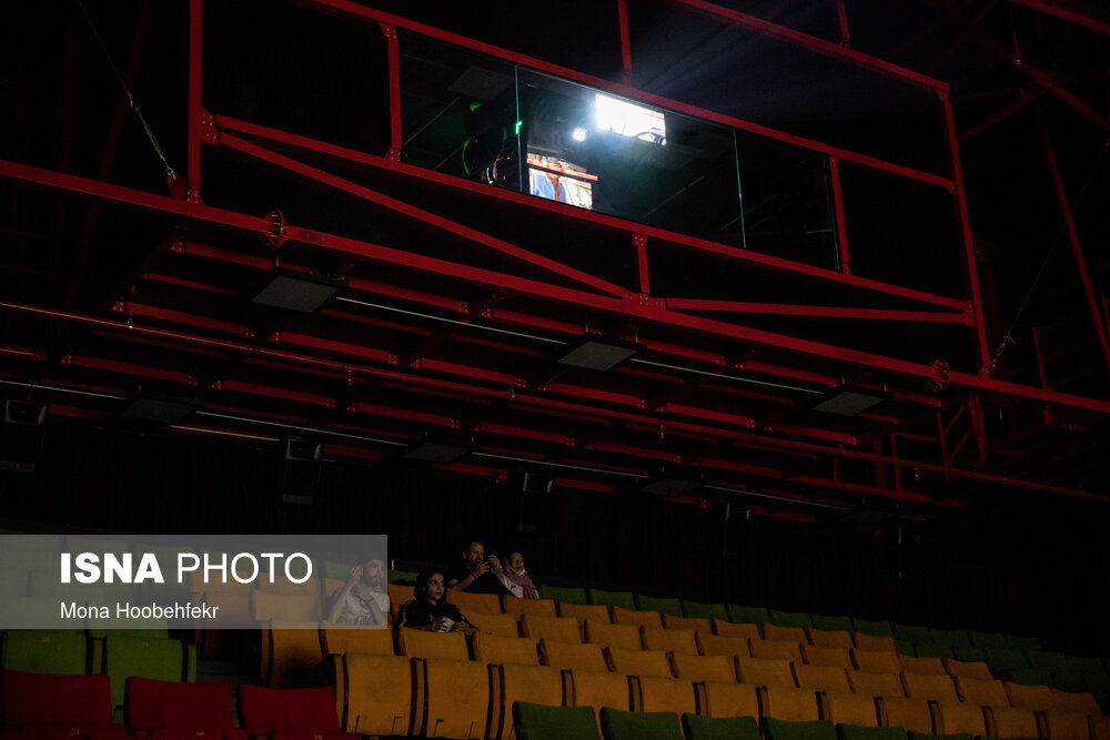 تصاویر: بازگشایی سینماها پس از چندماه تعطیلی
