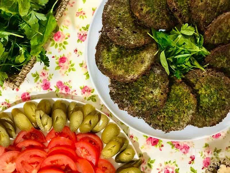 طرز تهیه انواع کوکو