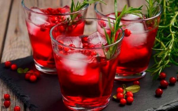 طرز تهیه “شربت زرشک” خانگی خوش طعم خانگی