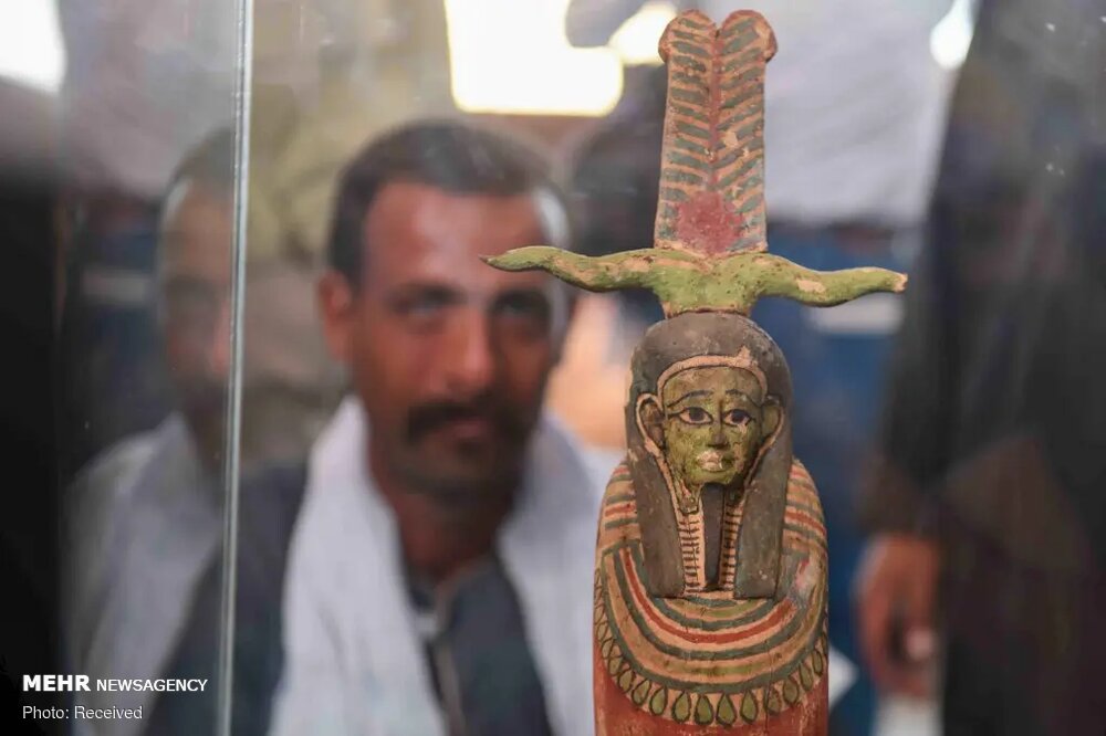 تصاویر: کشف ۱۴۰ تابوت مومیایی و مجسمه های باستانی در مصر