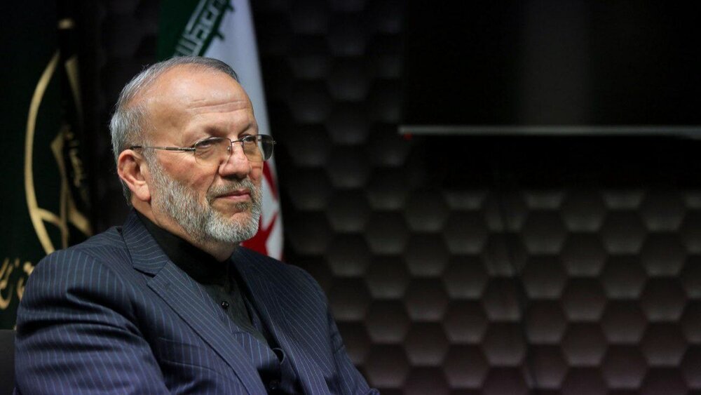 شانس وزرای روحانی کم شد /اصولگرایان از سردار دهقان حمایت می کنند یا سردار سعید محمد؟