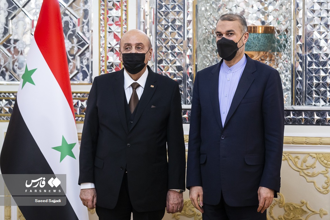 دیدار سرلشکر علی مملوک رئیس دفتر امنیت ملی سوریه با حسین امیرعبداللهیان وزیر امور خارجه