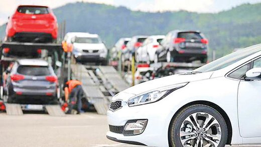 ریزش قیمت خودروهای وارداتی در فروردین ماه
