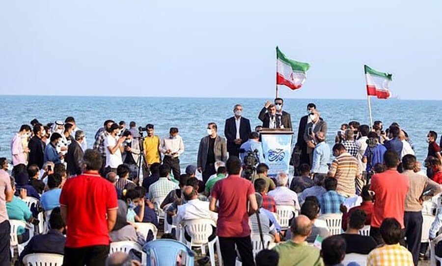 تصاویر| میتینگ ساحلی احمدی نژاد در بوشهر