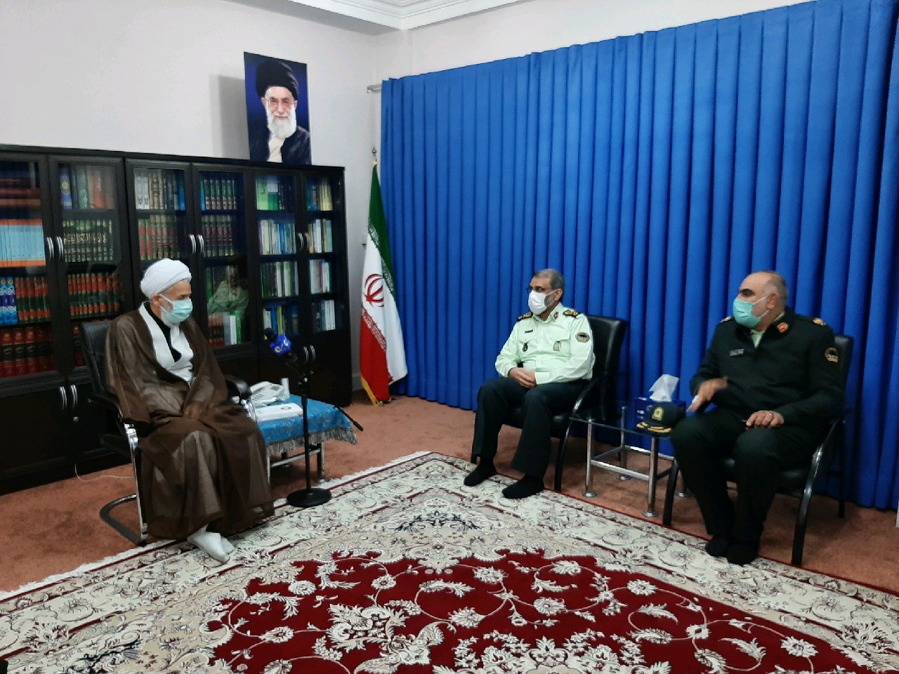 نیروی انتظامی در حوزه پیشگیری و مقابله با ویروس کرونا خوش درخشید/ اقتدار توام با رافت اسلامی و مهربانی از ویژگیهای پلیس در تراز انقلاب اسلامی است نیروی انتظامی در حوزه پیشگیری و مقابله با ویروس کرونا خوش درخشید/ اقتدار توام با رافت اسلامی و مهربانی از ویژگیهای پلیس در تراز انقلاب اسلامی است